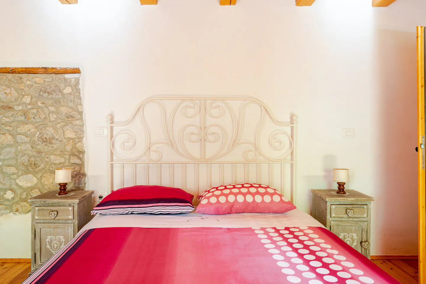 60fcddae 6712 4b8a 8f80 87ecf253db00